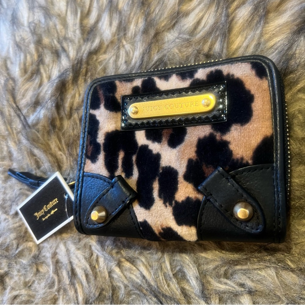 NEW with tags Juicy Couture leopard wallet with pink dust bag